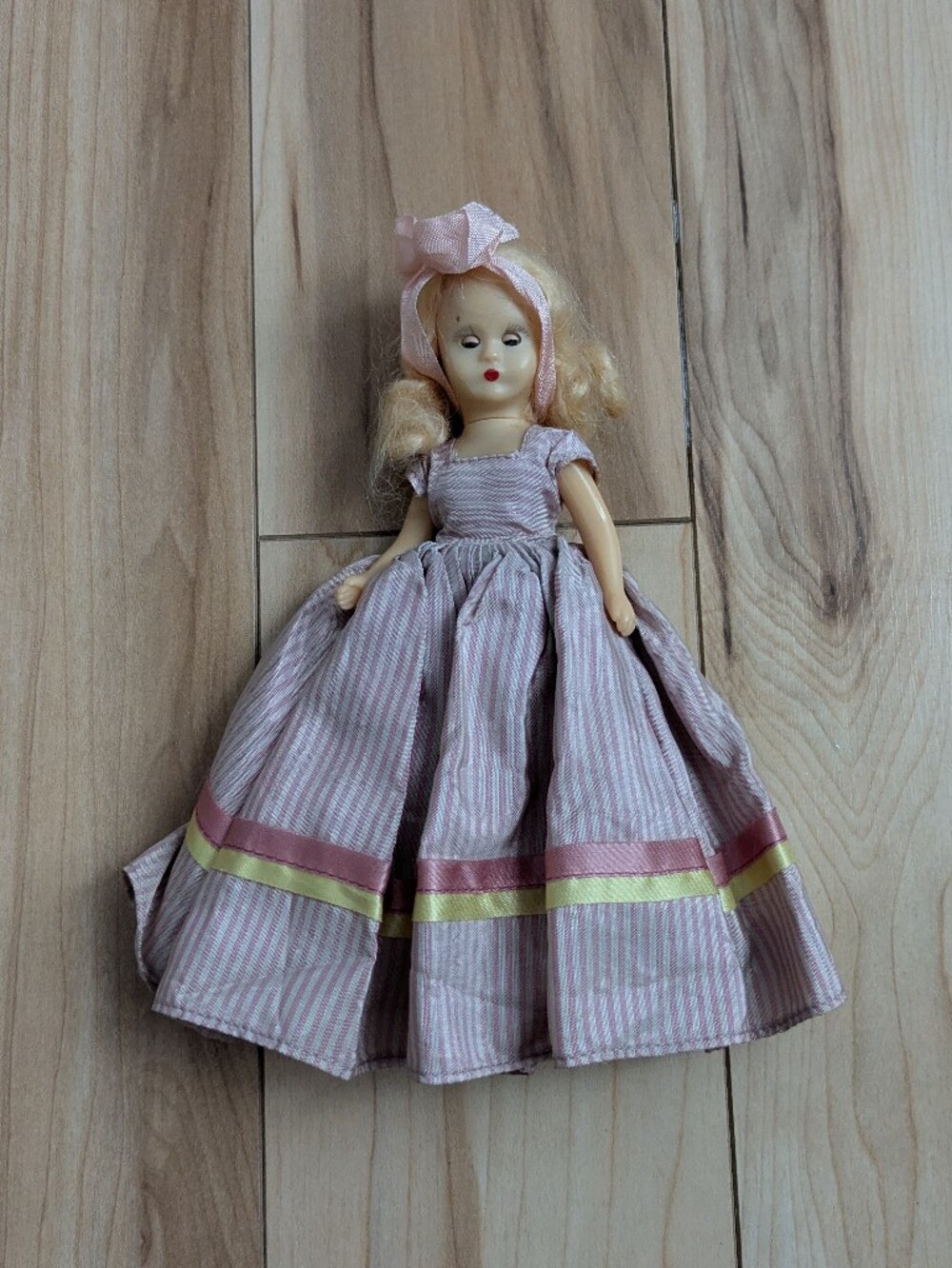 Vintage Nancy Ann Storybook Doll Sleepy Eyes Plastic Movable Joints 1950s